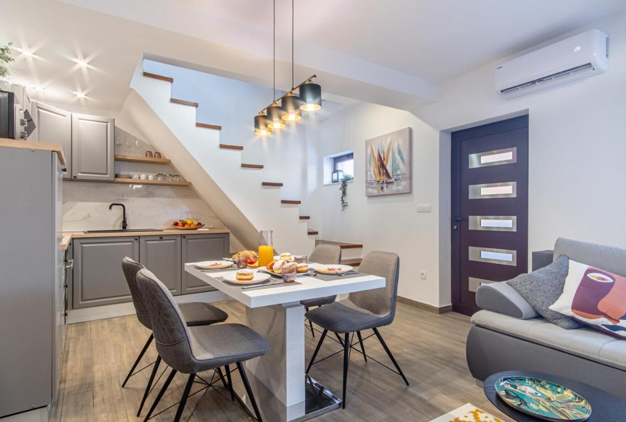 Su Casa - At Kastela Oldtown Apartman Kültér fotó