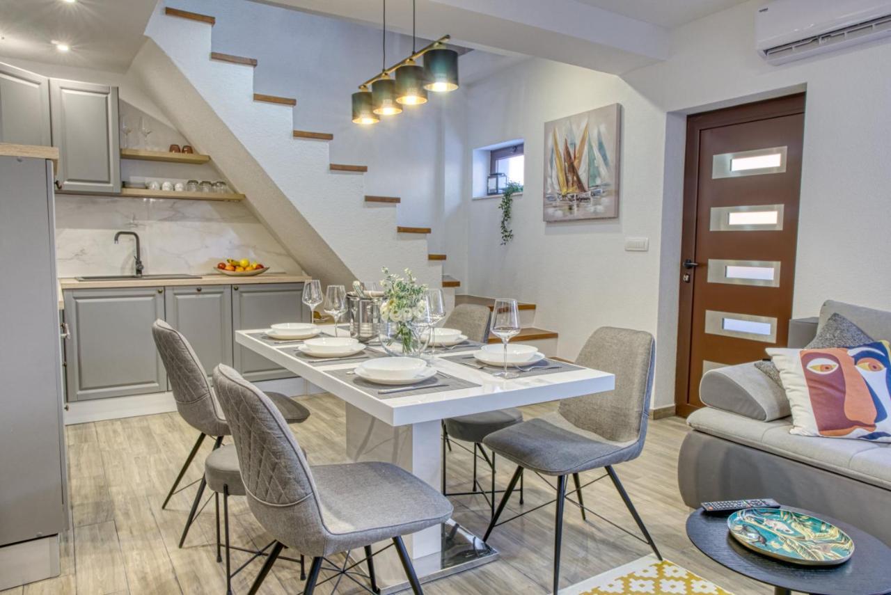 Su Casa - At Kastela Oldtown Apartman Kültér fotó